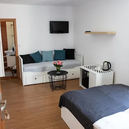 Проживание в семье Cuma 2